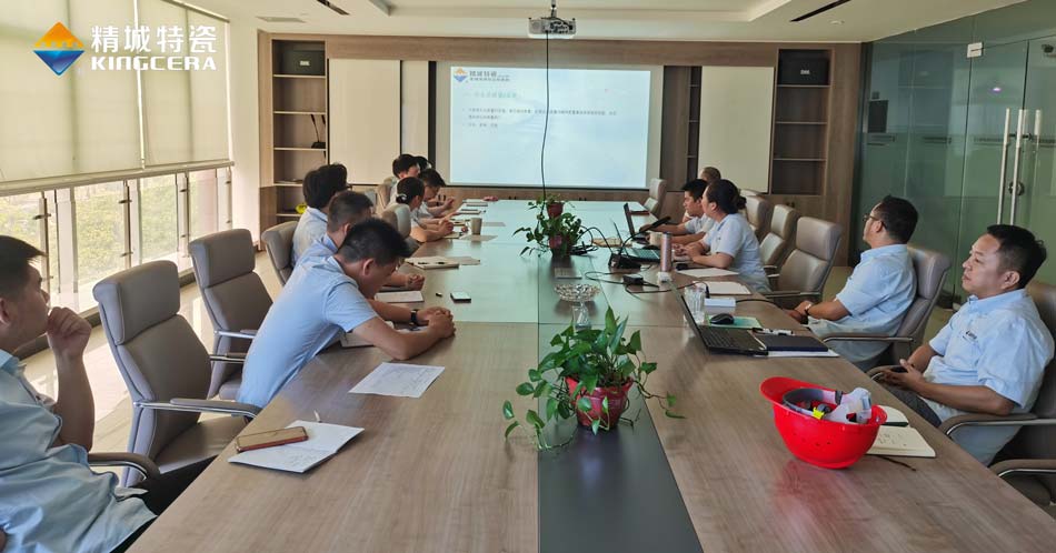 强化专业手艺，，，提高服务水平  营销部开展营业手艺培训