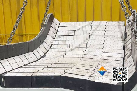 迅速响应！！！31399金沙娱场城特瓷2小时内赴现场解决矿山料斗ZTA陶瓷衬板装置难题